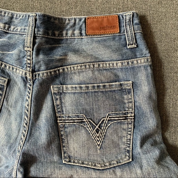 Urban Pipeline light wash jean shorts size 30 - Picture 3 of 4